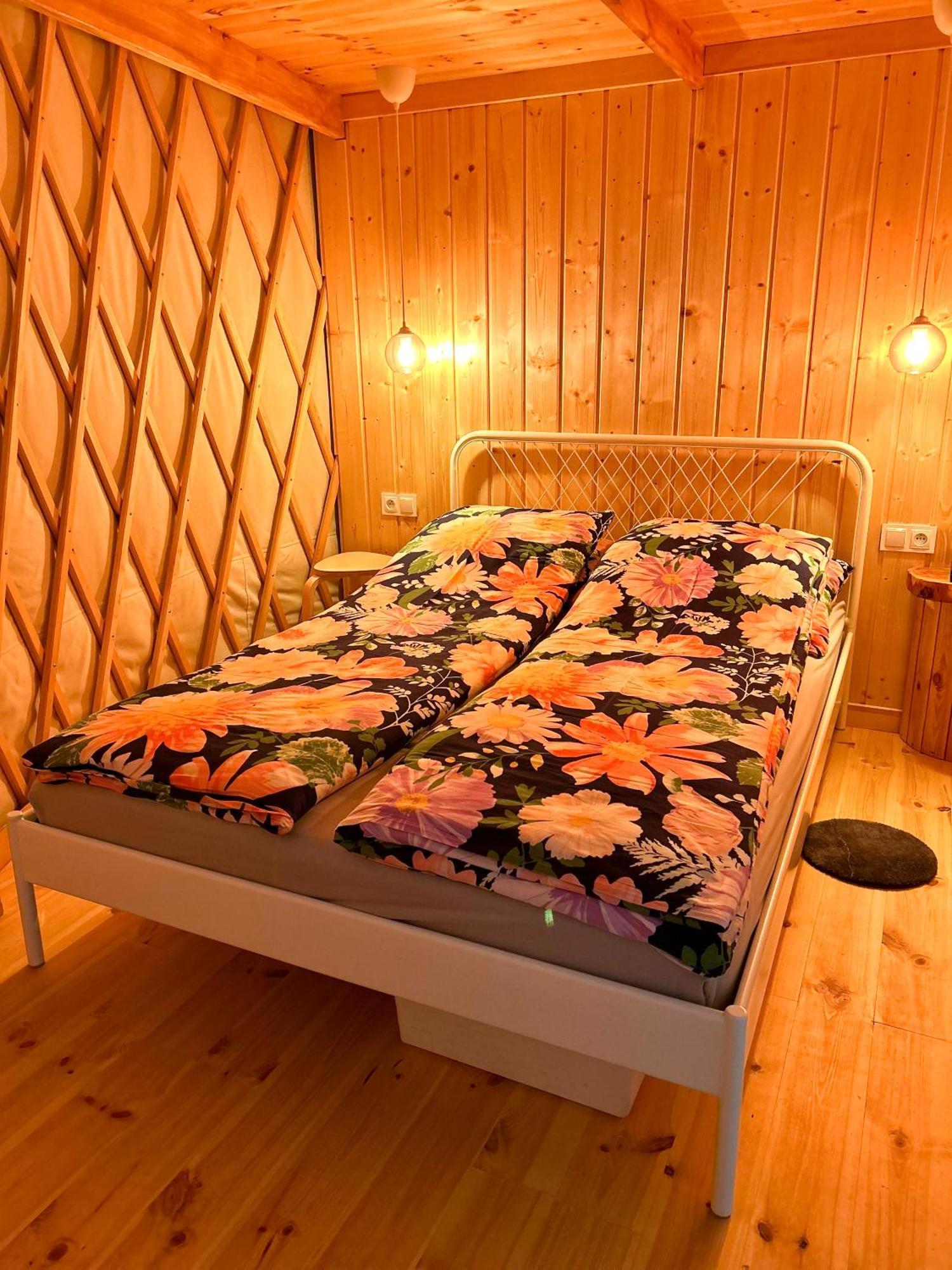Forglamp Hotel Бидгошч Екстериор снимка