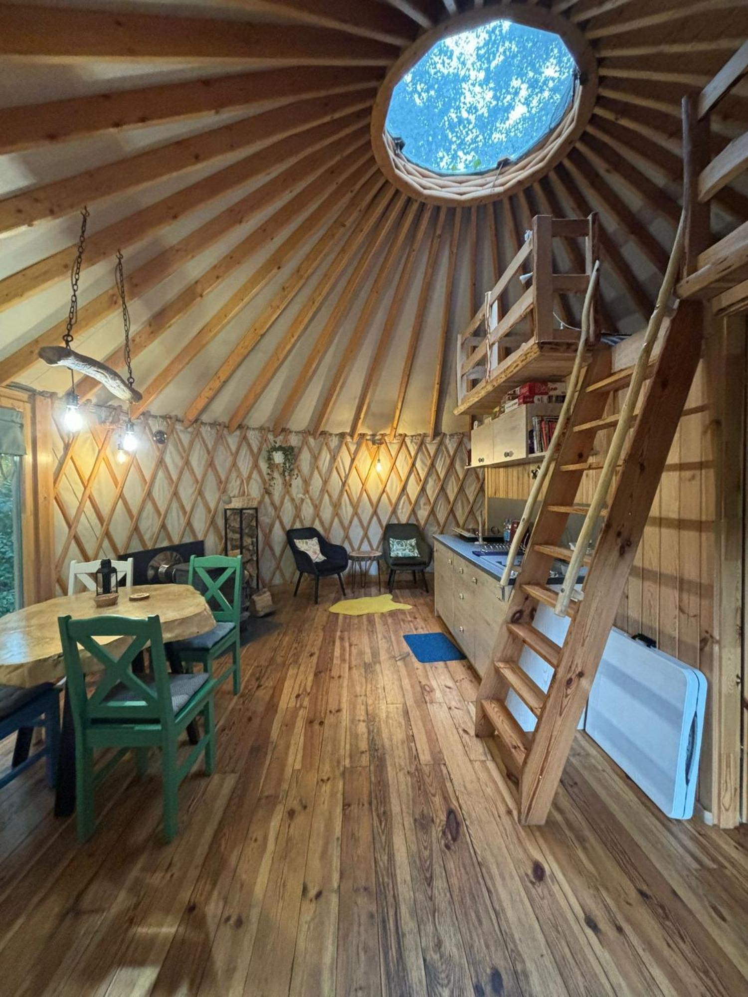 Forglamp Hotel Бидгошч Екстериор снимка